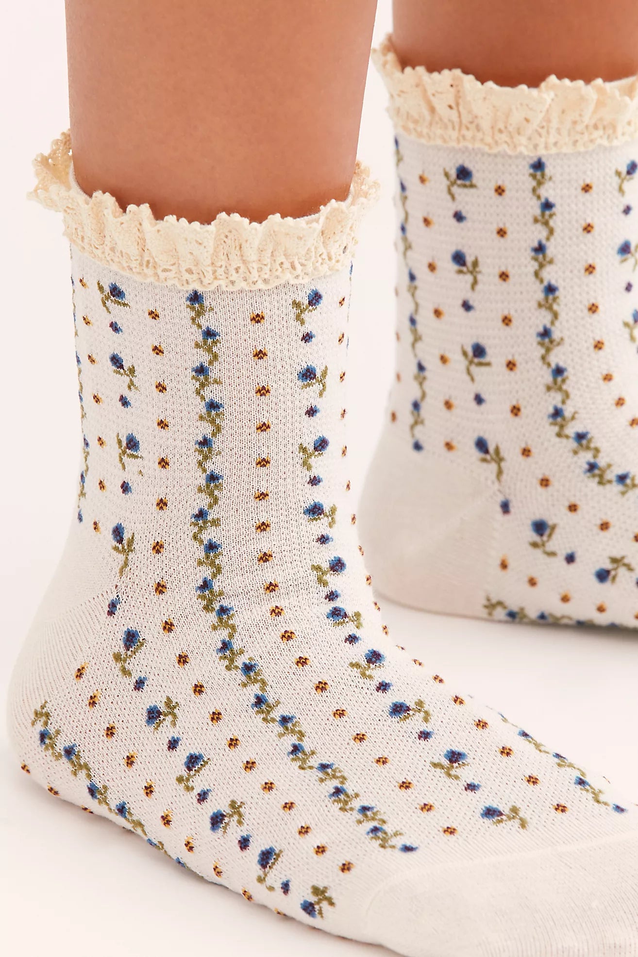 Free People Rosebud Waffle Knit Socks