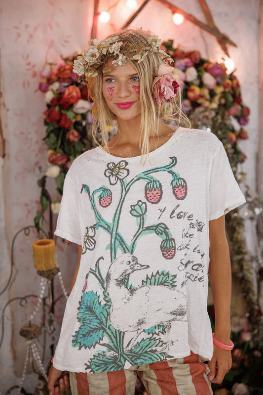 Magnolia Pearl "Ducks Love Strawberries T" Top 2756